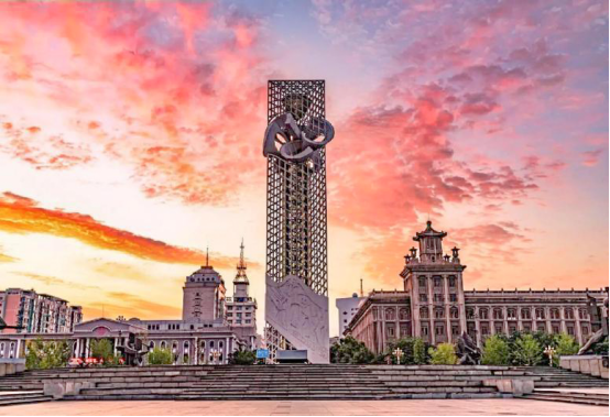 鞍山铁东90台老旧电梯焕新记：mk体育用科技托起上下楼的幸福